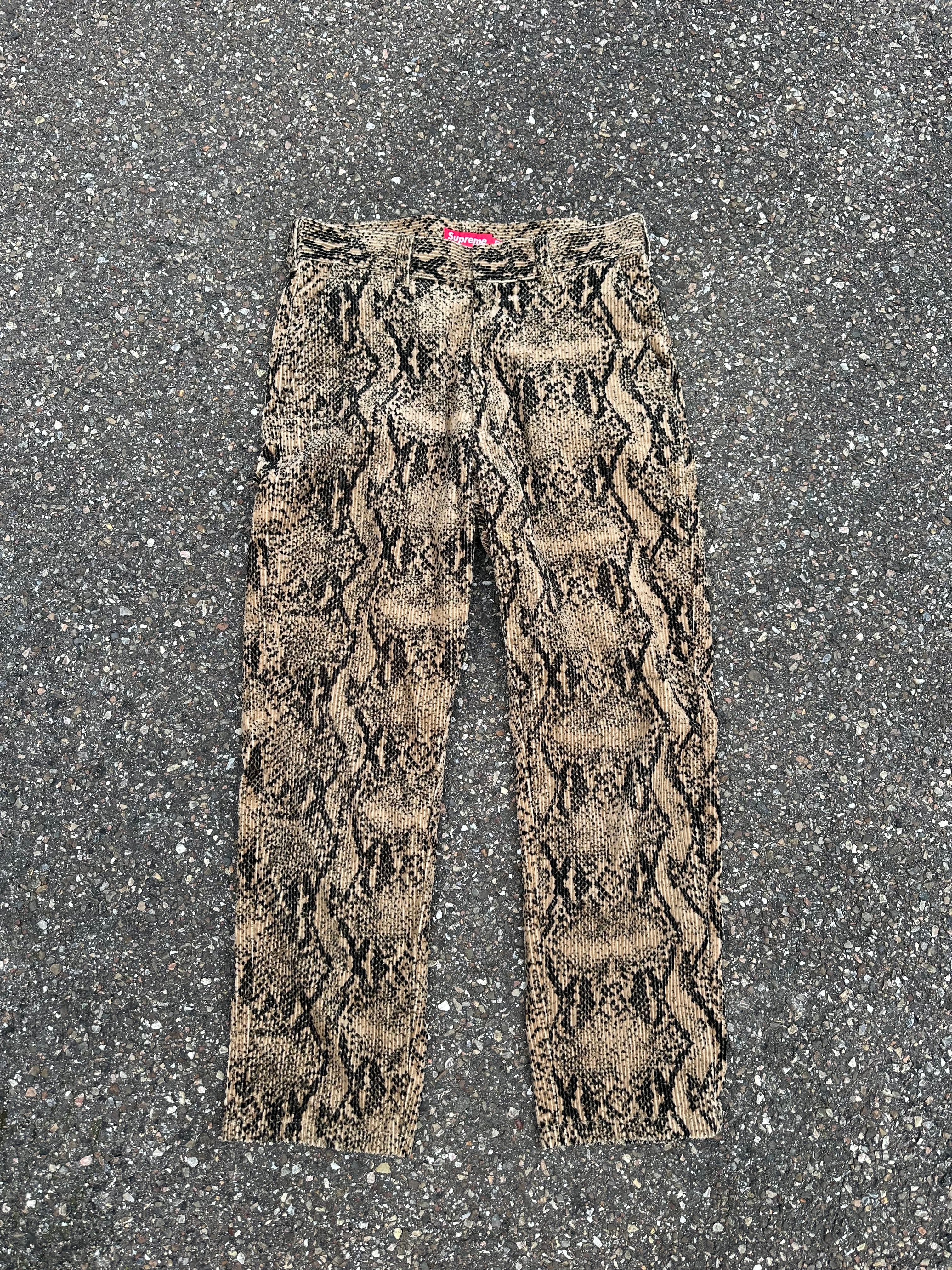 Supreme Pants (30)