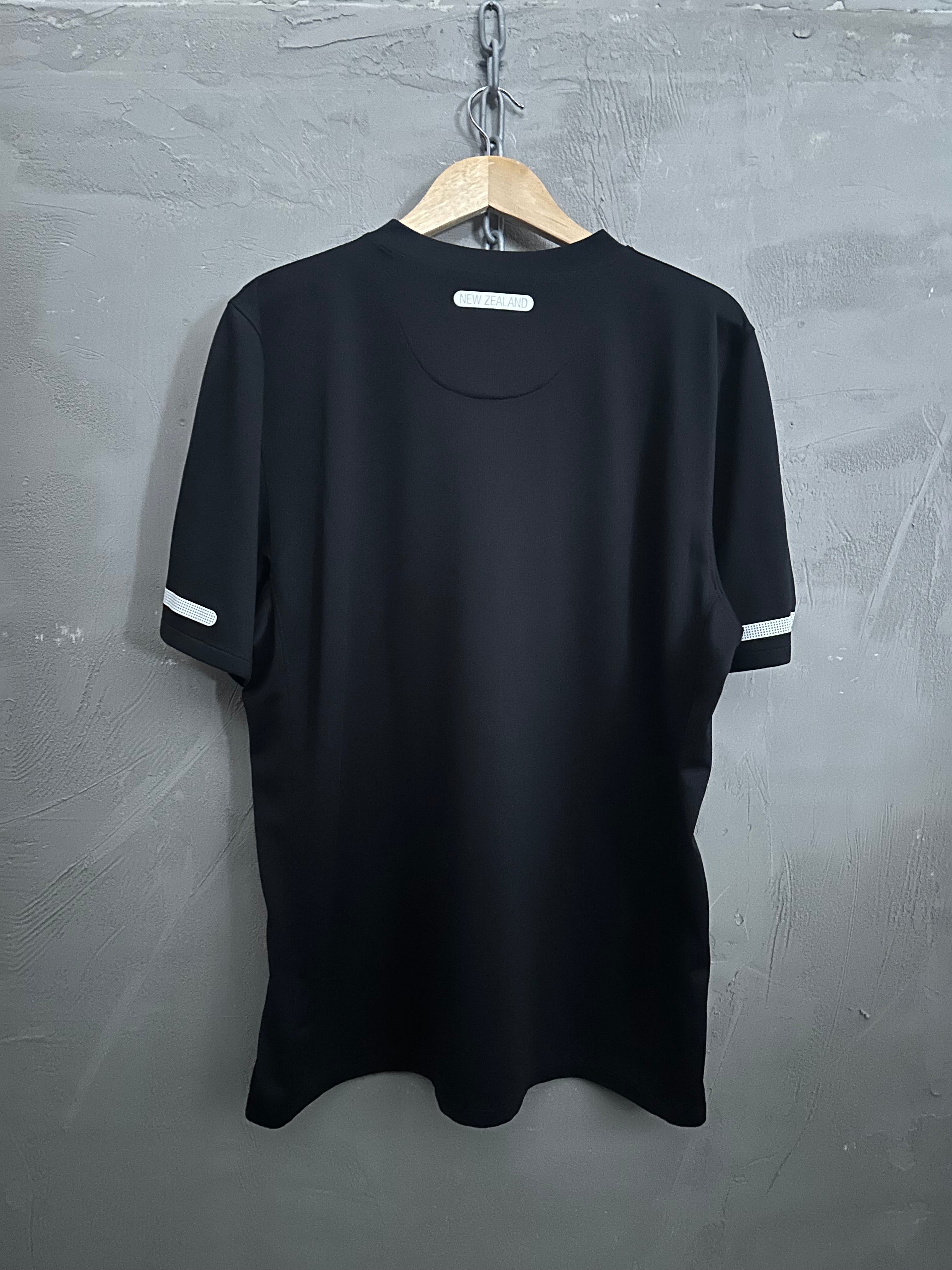 2006 New Zealand Football Jersey (XL)
