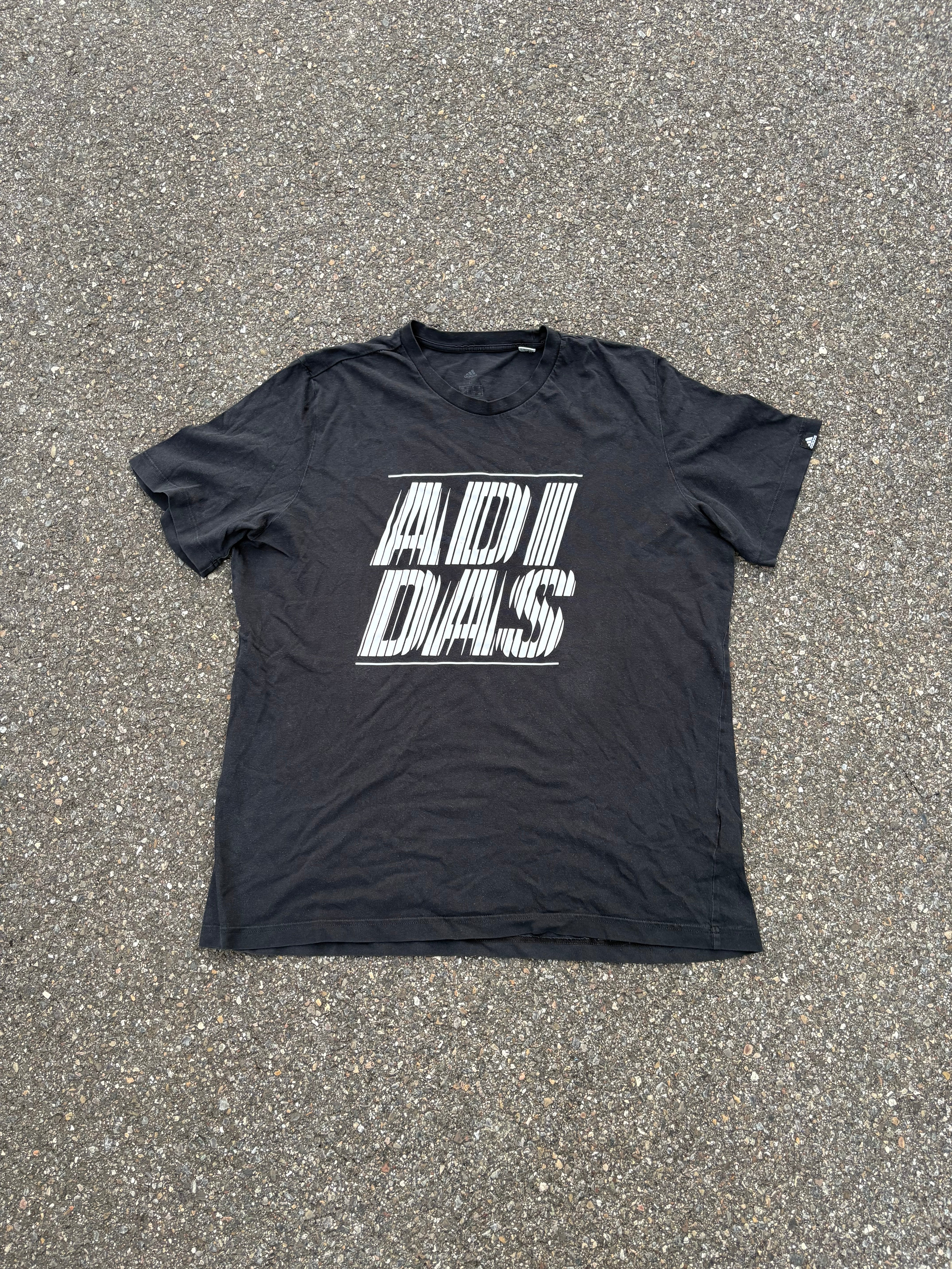 Adidas Vintage T-shirt (L-XL)