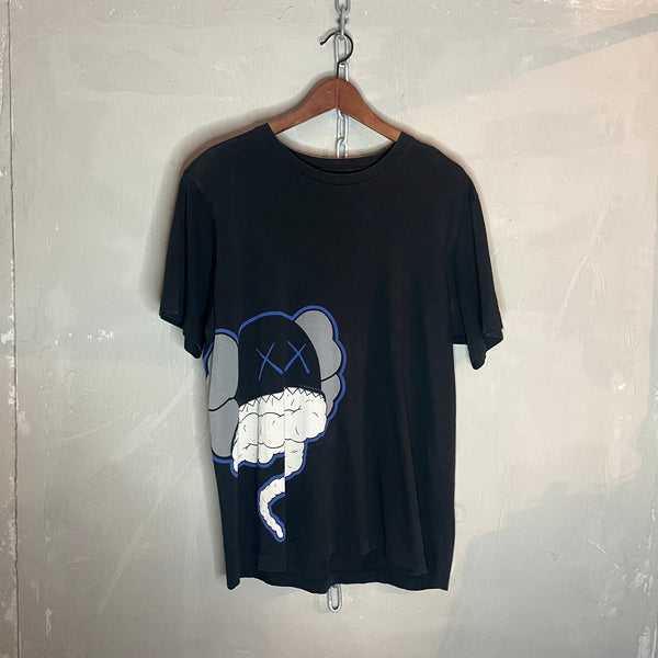 Kaws Vintage T-Shirt (L-XL)