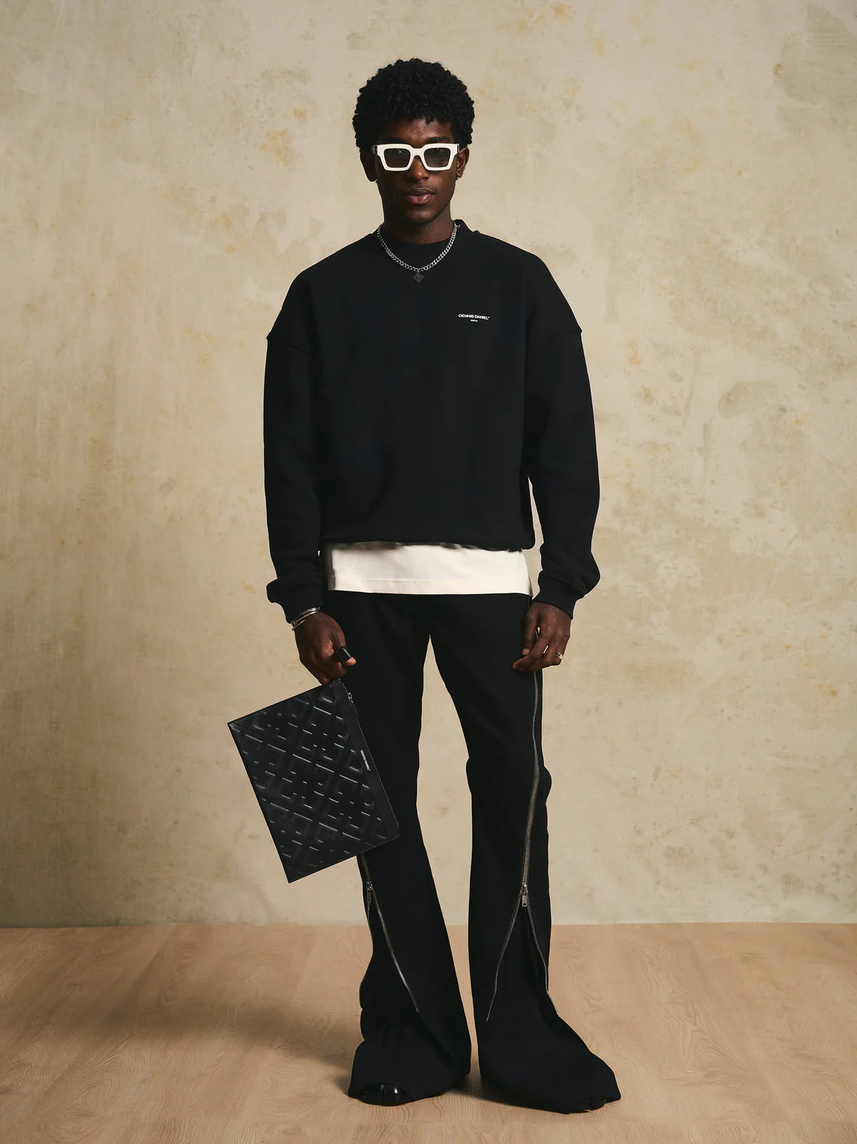 Dennis Daniel Sweater Black (XS/S/M/L/XXL)