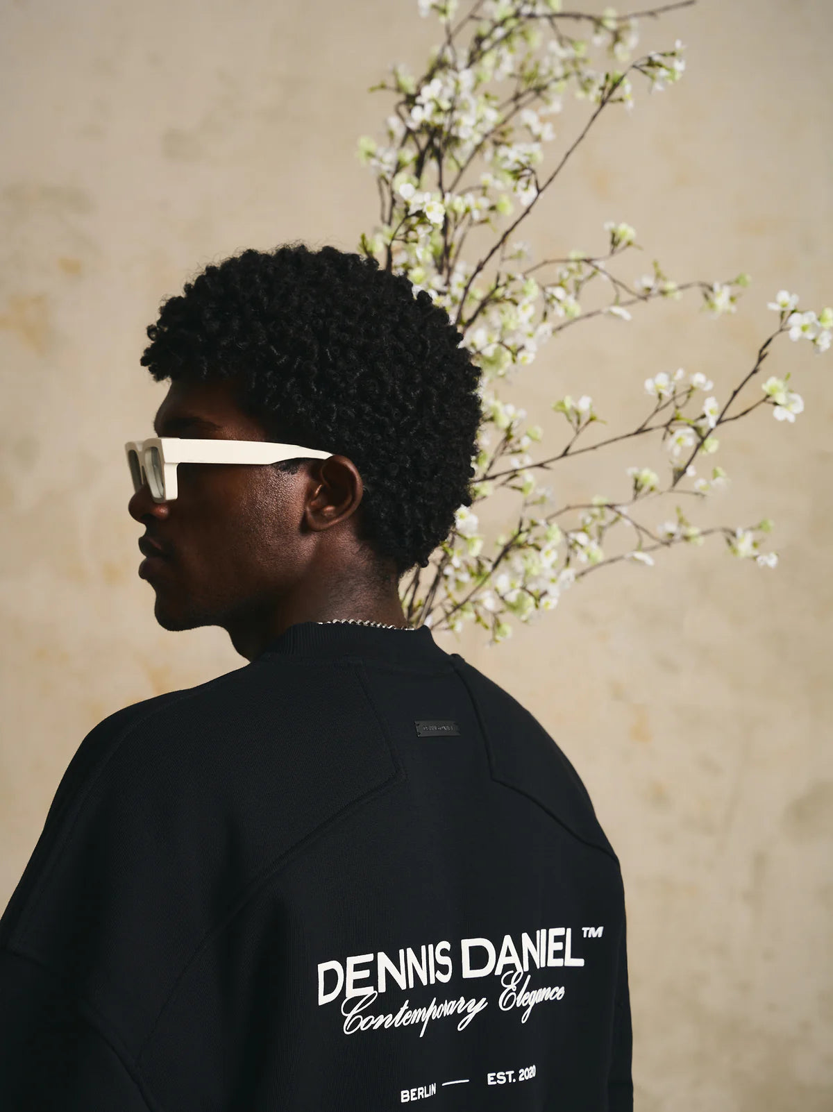 Dennis Daniel Sweater Black (XS/S/M/L/XXL)