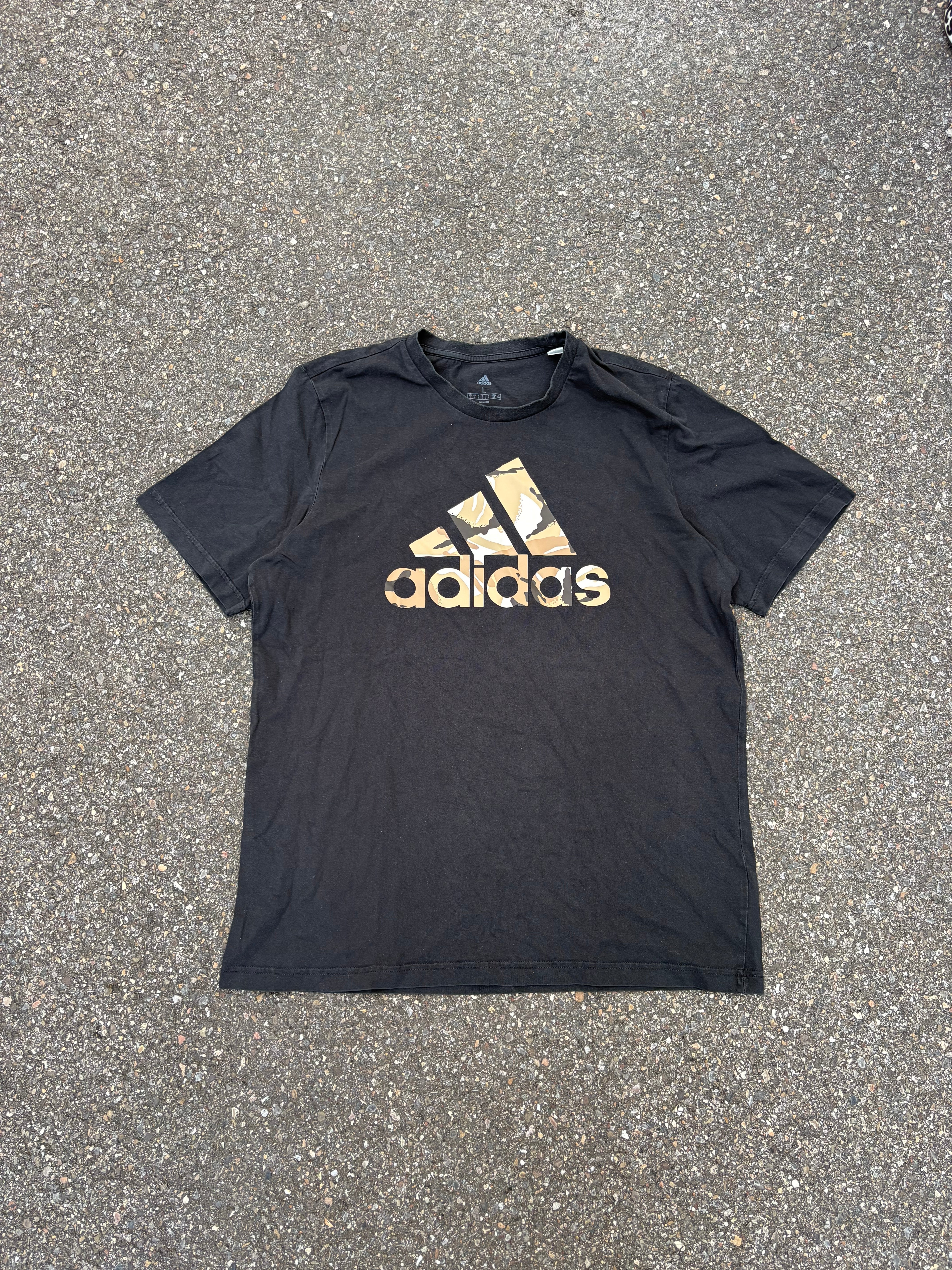 Adidas Vintage T-shirt (L)