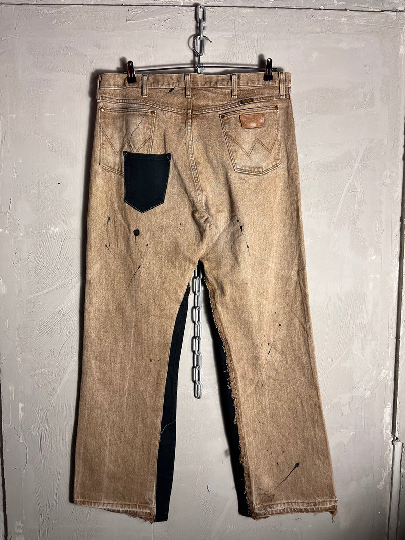 REVICED Wrangler Pants (40x34)