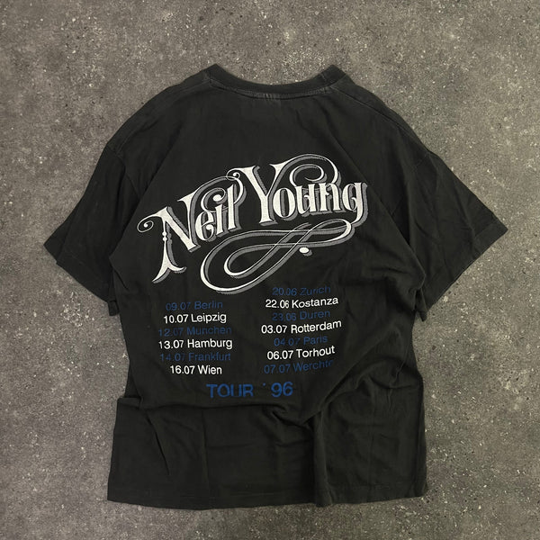 1996 Neil Young Single Stitched Vintage T-Shirt (M-L)