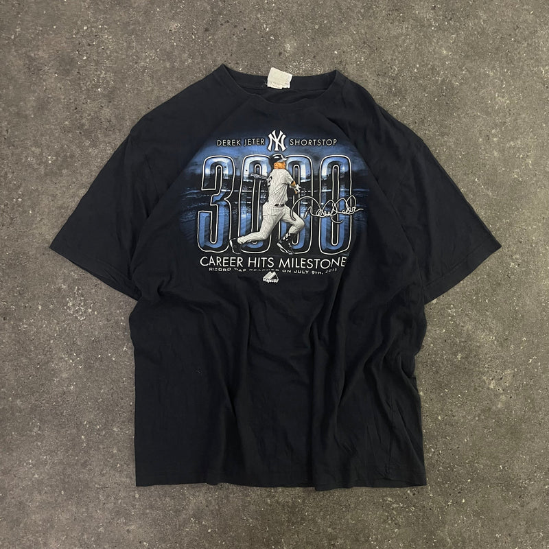 2011 New York Yankees Vintage T-Shirt (L-XL)